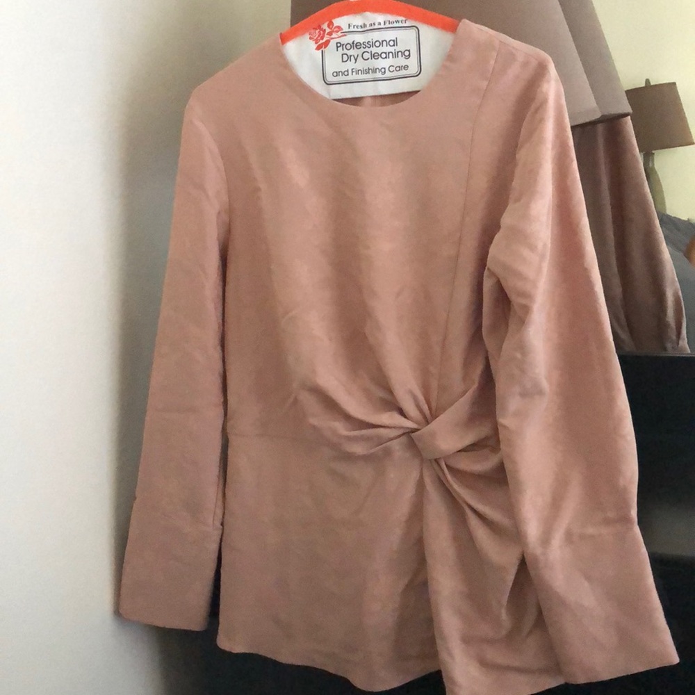 Faint pink top